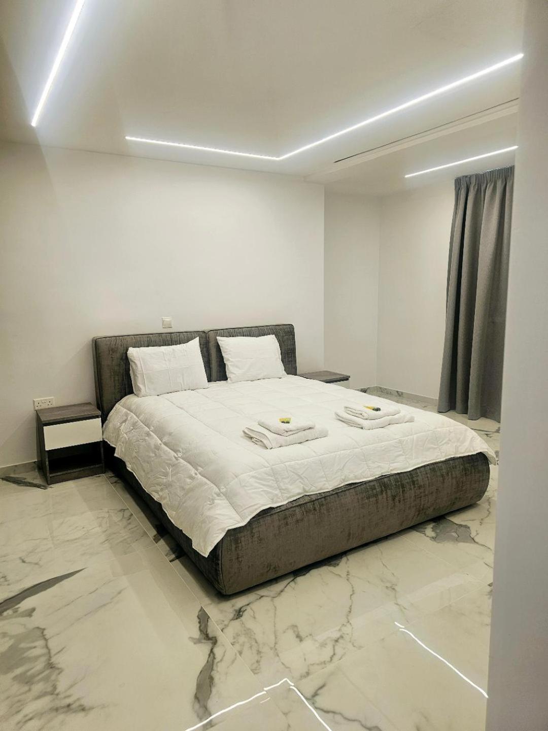 Deluxe Apartment بافوس المظهر الخارجي الصورة
