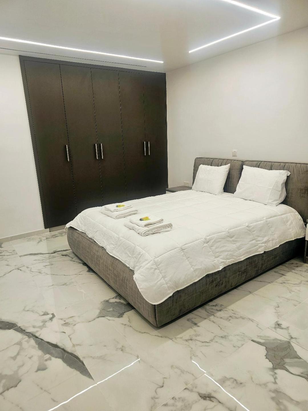 Deluxe Apartment بافوس المظهر الخارجي الصورة