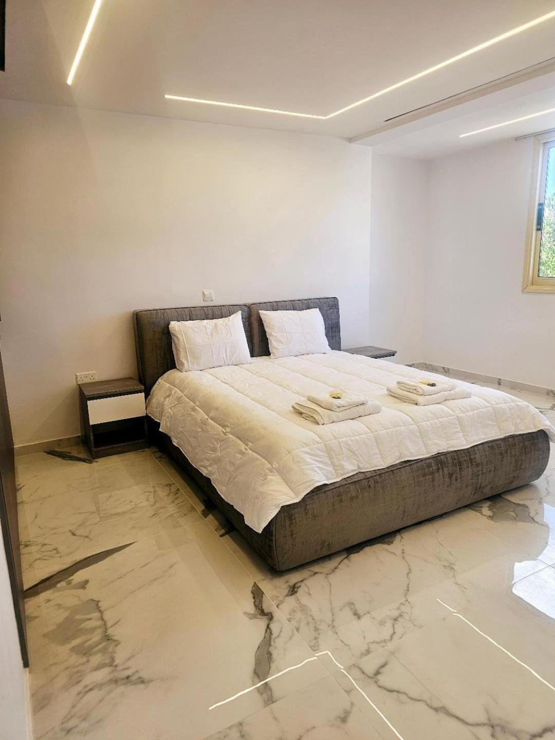 Deluxe Apartment بافوس المظهر الخارجي الصورة