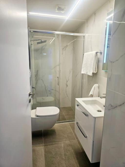 Deluxe Apartment بافوس المظهر الخارجي الصورة